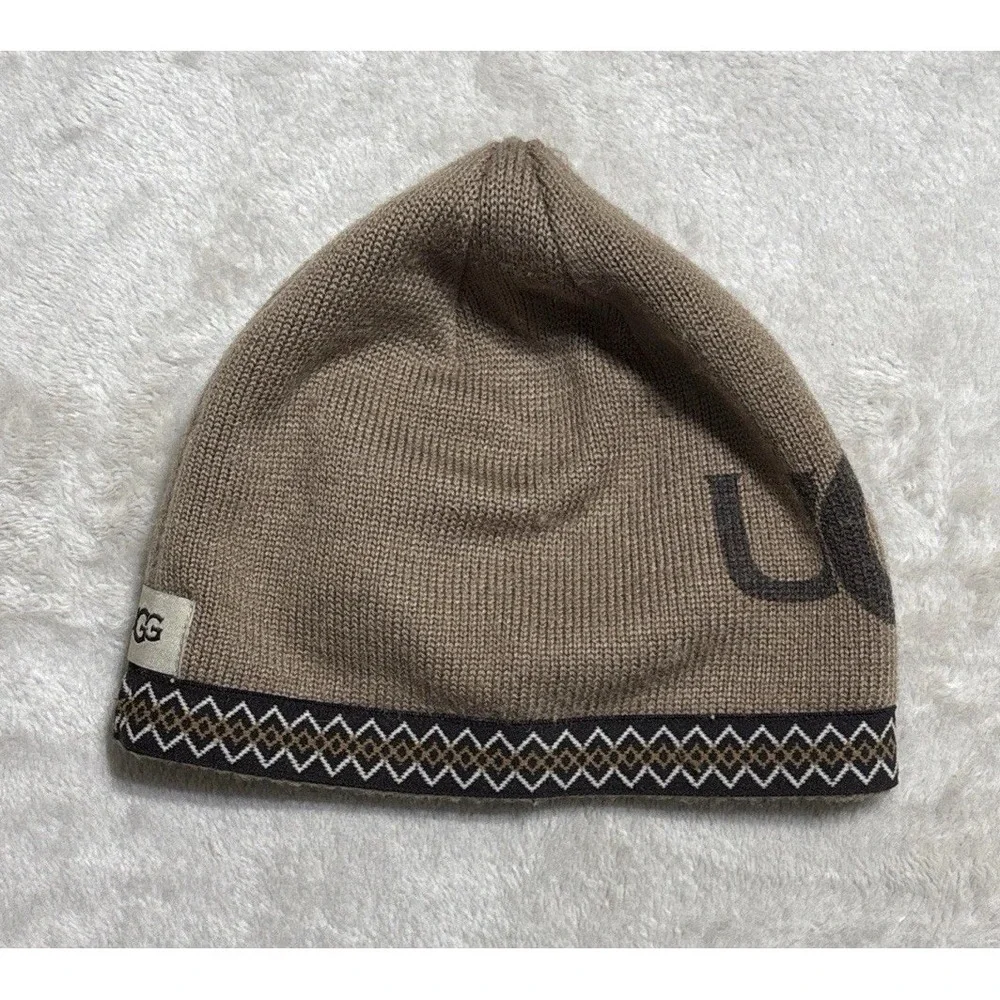 UGG Kids Boys Girls Hat Cap Ribbed Knit Logo Beanie Brown One Size